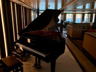 #newworkplace
#piano
#cruiseship
#jazzlife